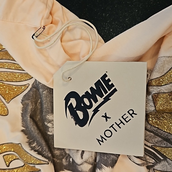 💕BOWIE x MOTHER💕 The Rowdy Glitter Graphic Tee ~ Starman Medium M NWT - Picture 15 of 16